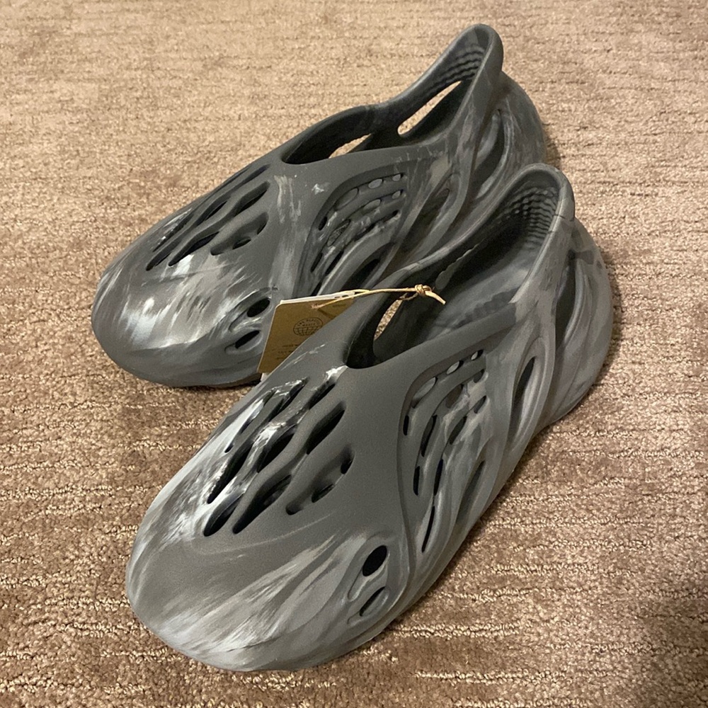 Adidas Yeezy FOAM RNR MX granite